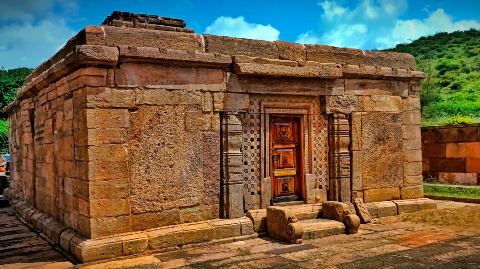 badami3.jpg